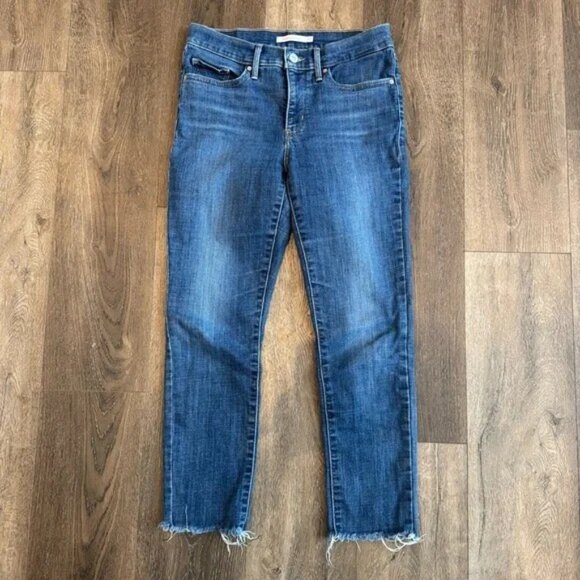 Levi’s Jeans.  311 Shaping Skinny.  Women’s size 27.  Comfortable jeans! - Picture 1 of 2